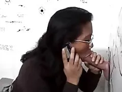 Gloryhole WC Aasian poikasen