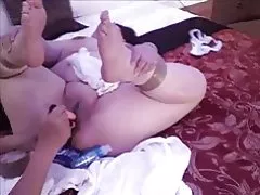 Pullea amatööri Aasian kypsä lelu pelata